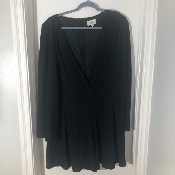 NWOT LLove Cape Romper - Picture 5 of 12